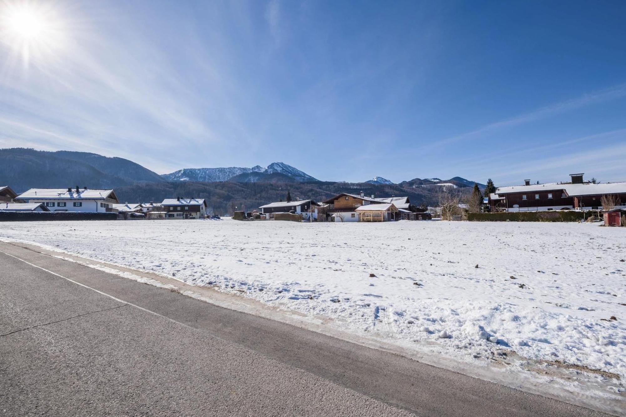 Апартаменты Chiemgau Idyll Берген Экстерьер фото